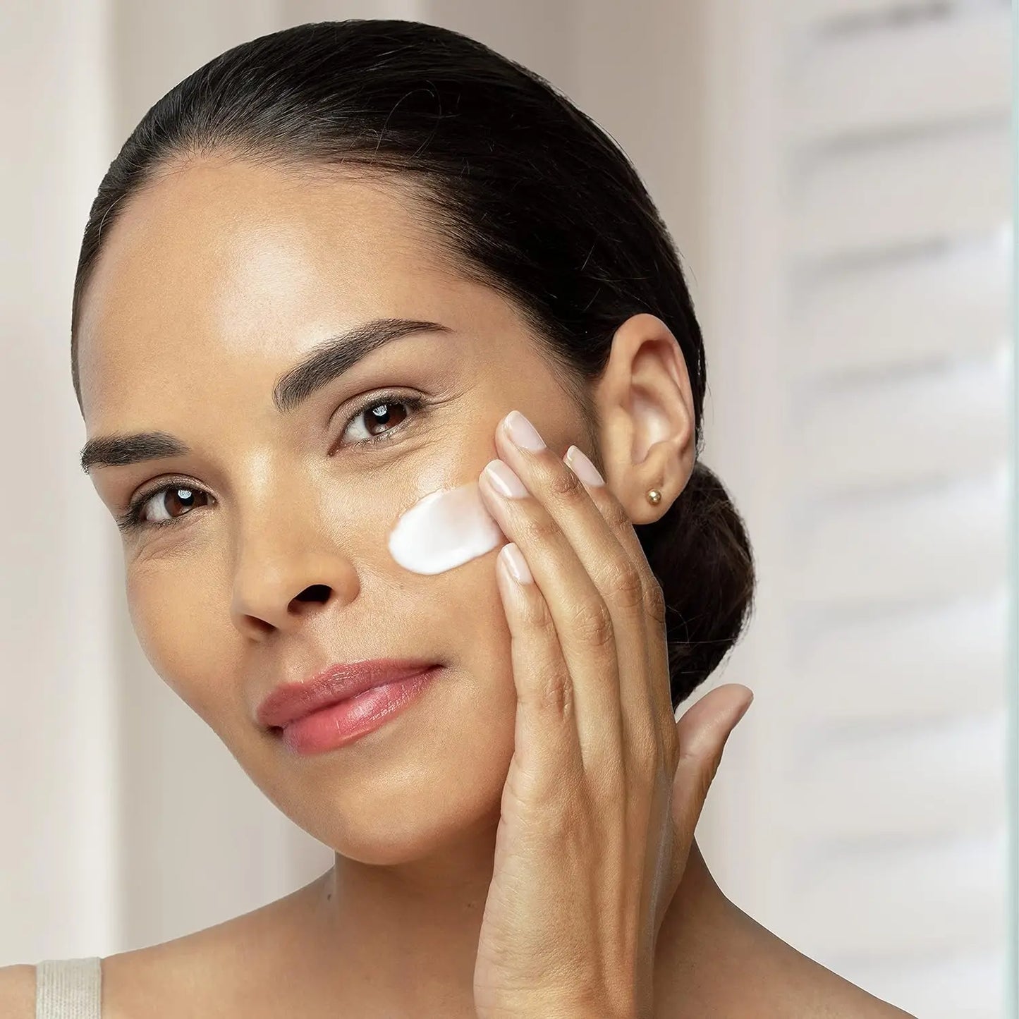 Firming Revitalizing Cream Hydrating Moisturizing Repair Skin